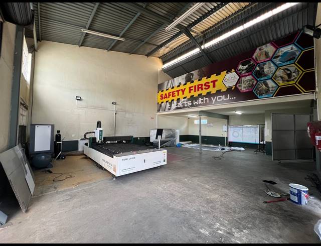 1,500M² FACTORY FOR SALE IN KYA SANDS